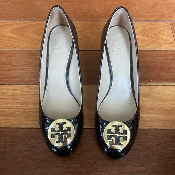 Tory Burch Shoes - Tory Burch Black Quilted Patent Leather Quinn Wedge Sz 8